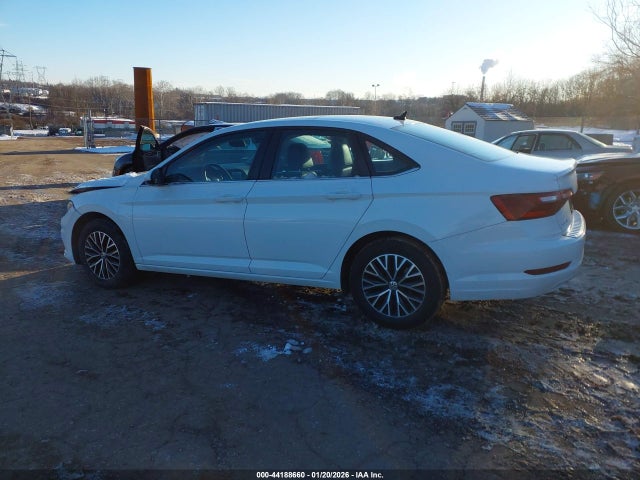 3VWC57BU8MM021055 Volkswagen Jetta 1.4t R-line/1.4t S/1.4t Se