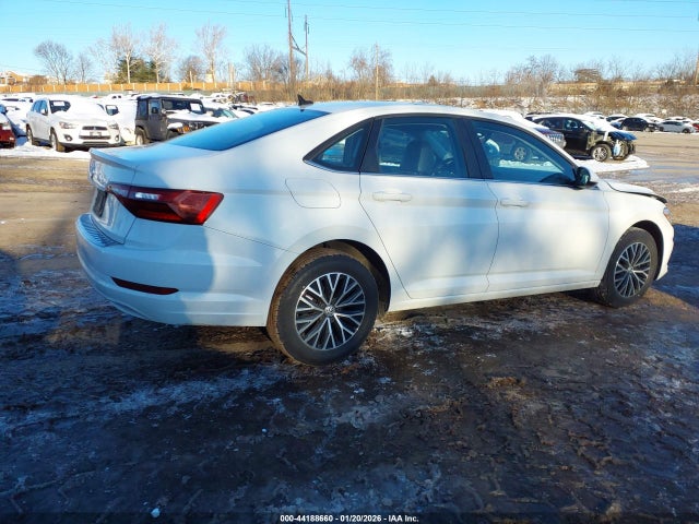 3VWC57BU8MM021055 Volkswagen Jetta 1.4t R-line/1.4t S/1.4t Se