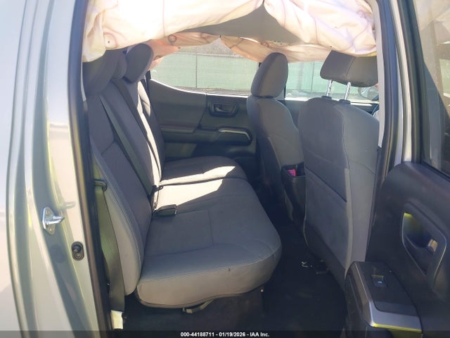5TFAZ5CN3MX116403 Toyota Tacoma Sr5 V6
