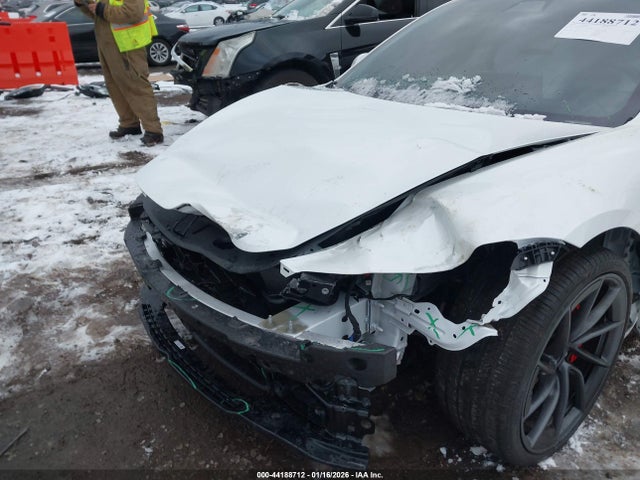 2025 TESLA MODEL 3 5YJ3E1ET1SF037067 Photo 5