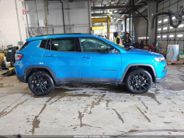 Jeep Compass Latitude 4x4 2025 3C4NJDBN8ST540320 Image 13