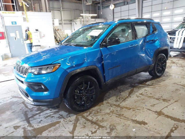 Jeep Compass Latitude 4x4 2025 3C4NJDBN8ST540320 Image 2