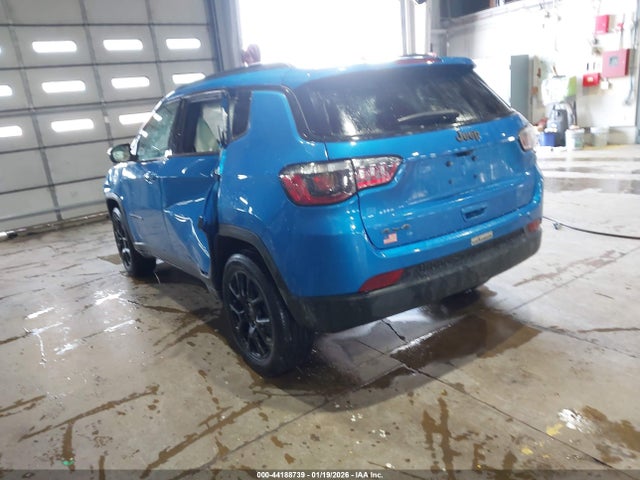 Jeep Compass Latitude 4x4 2025 3C4NJDBN8ST540320 Image 3