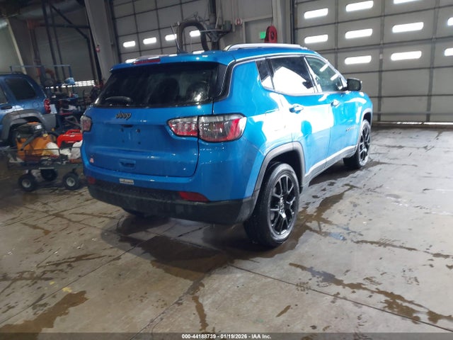 Jeep Compass Latitude 4x4 2025 3C4NJDBN8ST540320 Image 4