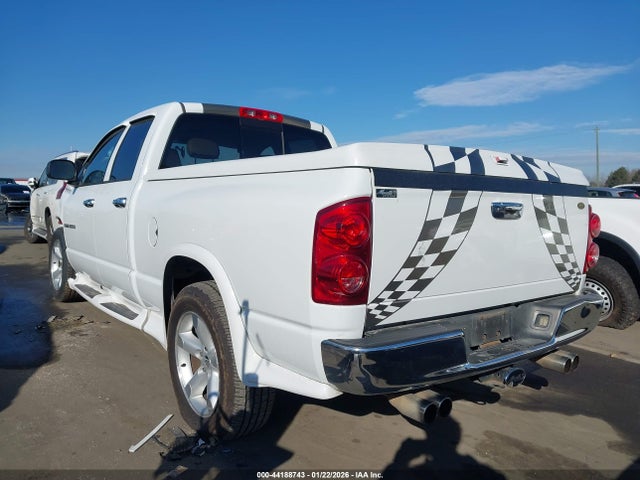 44188743 :رقم المزاد ، 1D7HA18227S205660 vin ، 2007 Dodge Ram 1500 Slt مزاد بيع
