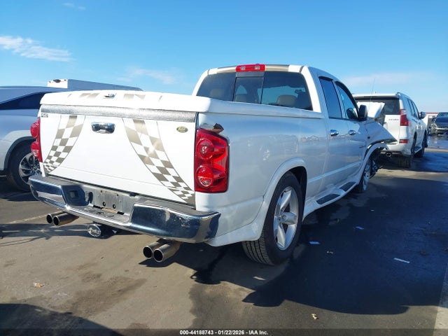 44188743 :رقم المزاد ، 1D7HA18227S205660 vin ، 2007 Dodge Ram 1500 Slt مزاد بيع