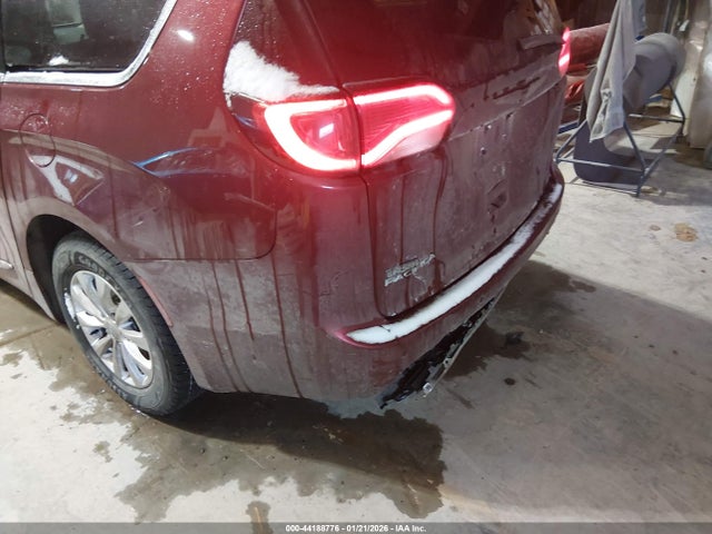 2017 CHRYSLER PACIFICA 2C4RC1BG2HR703826 Photo 5