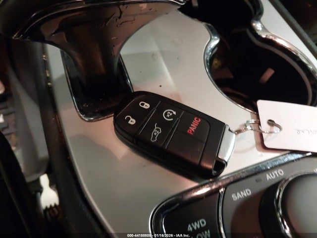 Продажа на аукционе авто 2015 Jeep Grand Cherokee High Altitude, vin: 1C4RJFCG7FC210070, номер лота: 44188805