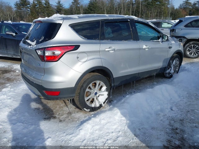 1FMCU9GD1HUC16342 Ford ESCAPE SE