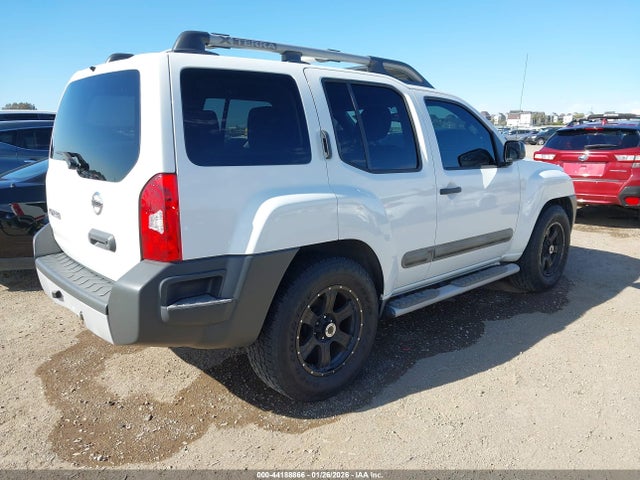 44188866 :رقم المزاد ، 5N1AN0NUXDN824643 vin ، 2013 Nissan Xterra S مزاد بيع