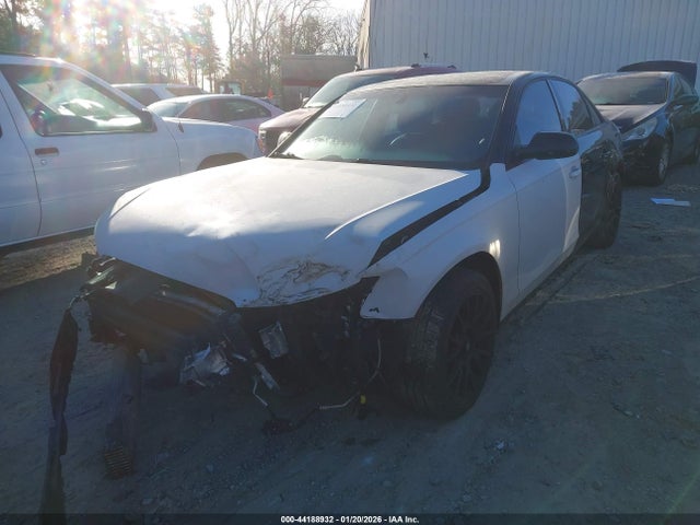 2011 AUDI A4 WAUFFAFL6BN055541 Photo 1