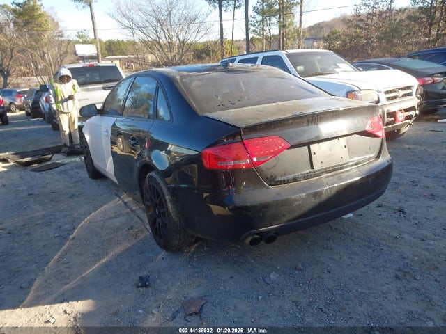 2011 AUDI A4 WAUFFAFL6BN055541 Photo 2