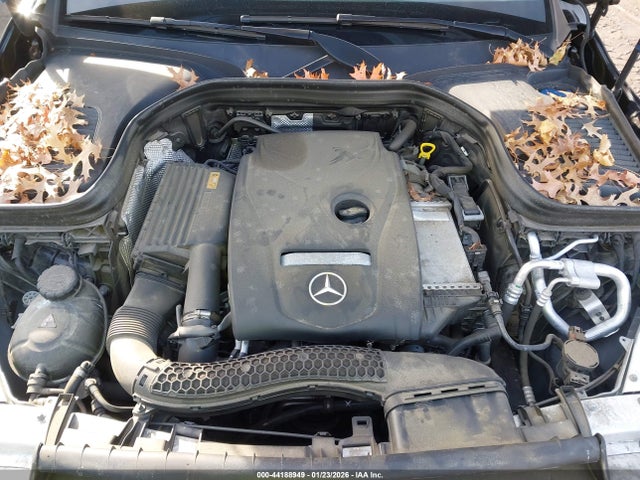 44188949 :رقم المزاد ، WDC0G4KB5JV116195 vin ، 2018 Mercedes-benz Glc 300 4matic مزاد بيع