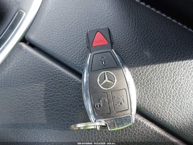 44188949 :رقم المزاد ، WDC0G4KB5JV116195 vin ، 2018 Mercedes-benz Glc 300 4matic مزاد بيع