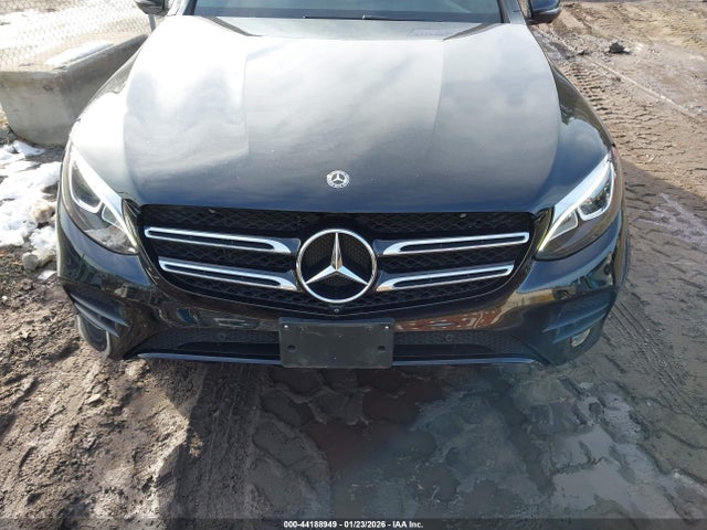 44188949 :رقم المزاد ، WDC0G4KB5JV116195 vin ، 2018 Mercedes-benz Glc 300 4matic مزاد بيع