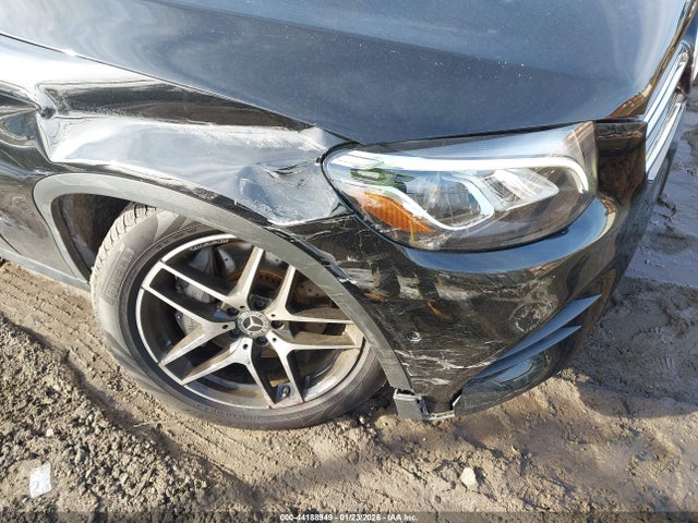 44188949 :رقم المزاد ، WDC0G4KB5JV116195 vin ، 2018 Mercedes-benz Glc 300 4matic مزاد بيع