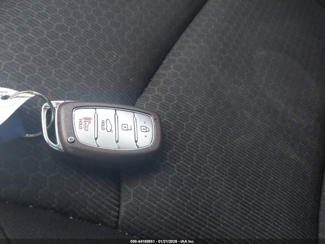 5NPD84LF0JH310204 Hyundai Elantra Value Edition