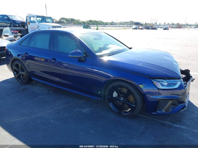 2021 AUDI A4 WAUEAAF48MN001826