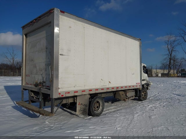 2018 MITSUBISHI FEC72S JL6BNG1A2JK002517 Photo 3