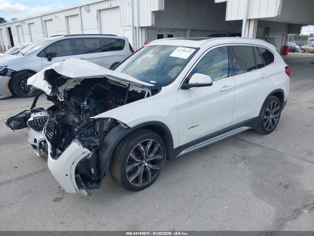 2017 BMW X1 WBXHU7C3XH5H34512 Photo 1