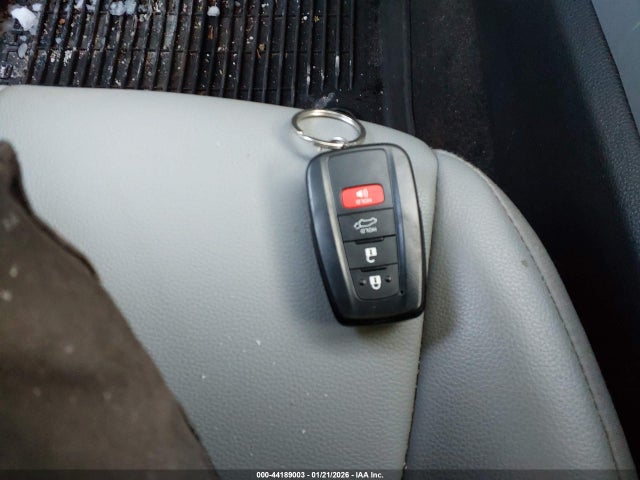 5TDKDRBH9PS016824 Toyota Highlander Xle
