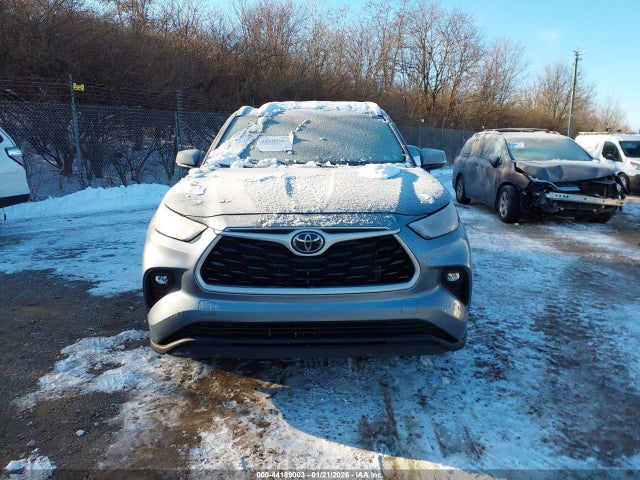 5TDKDRBH9PS016824 Toyota Highlander Xle