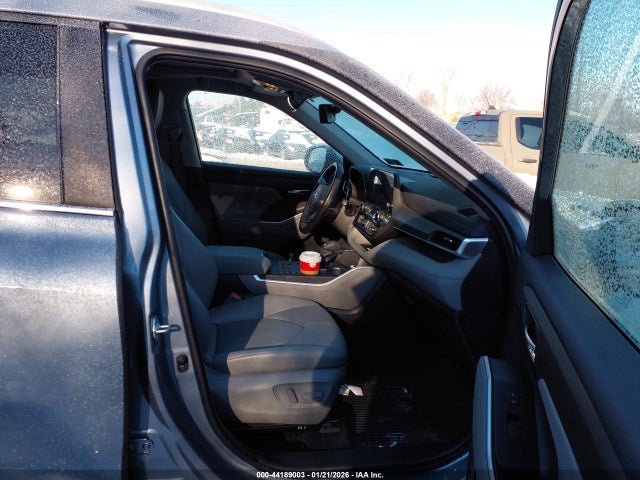 5TDKDRBH9PS016824 Toyota Highlander Xle