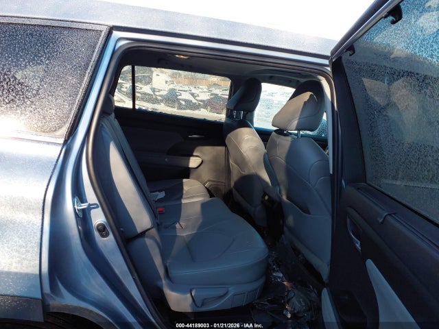 5TDKDRBH9PS016824 Toyota Highlander Xle