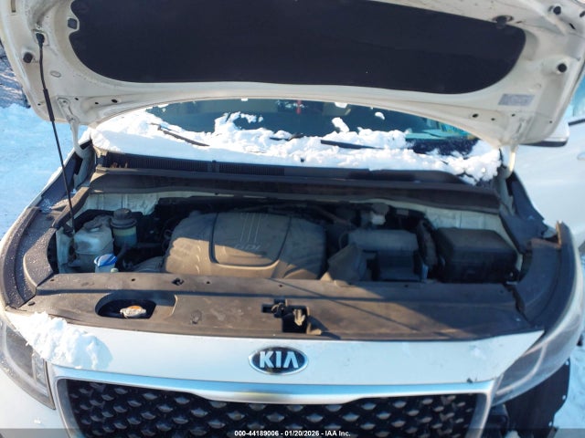 KNDMB5C16G6180542 KIA SEDONA LX