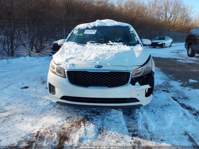 KNDMB5C16G6180542 KIA SEDONA LX
