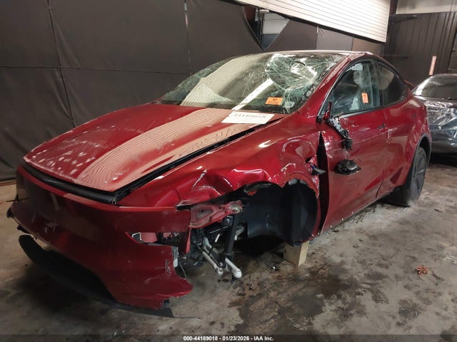 2026 TESLA MODEL Y 7SAYGDED0TF462990 Photo 5