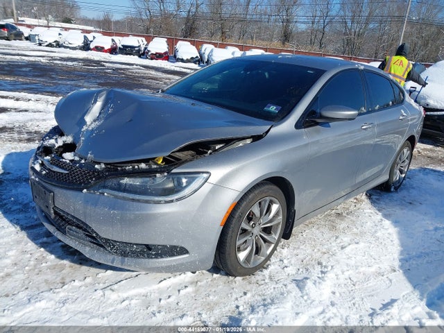 2016 Chrysler 200 S მანქანა იყიდება აუქციონზე, vin: 1C3CCCDGXGN130690, აუქციონის ნომერი: 44189077