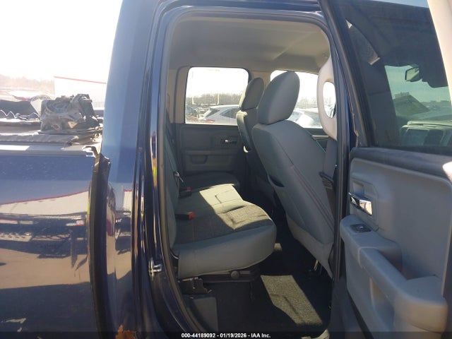 44189092 :رقم المزاد ، 1C6RR7GG9JS311044 vin ، 2018 Ram 1500 Big Horn  4x4 6'4 Box مزاد بيع