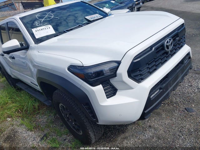 Toyota Tacoma Trd Off Road 2024 3TMLB5JN2RM055316 zdjęcie główne