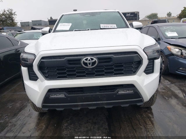 Toyota Tacoma Trd Off Road 2024 3TMLB5JN2RM055316 Image 13