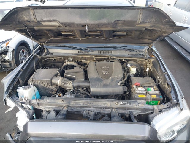 3TMBZ5DNXHM011582 Toyota TACOMA DOU