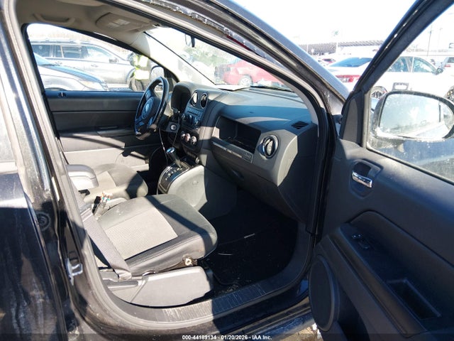 2011 JEEP COMPASS 1J4NT1FBXBD192190 Photo 4