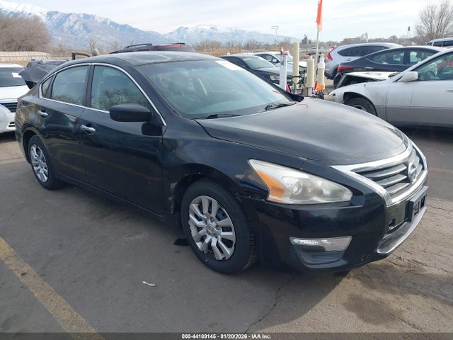 Nissan Altima 2.5 S 2014 1N4AL3AP5EN360471 main image