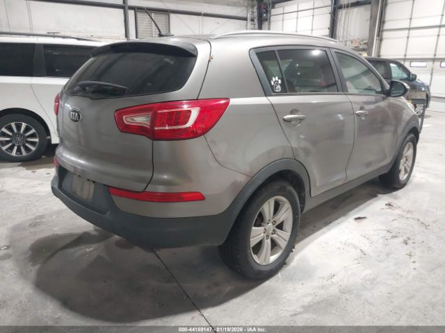 2013 KIA SPORTAGE KNDPB3A27D7396161 Photo 3
