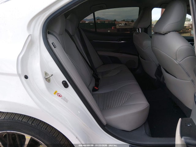 4T1B11HK9JU620076 Toyota CAMRY SE