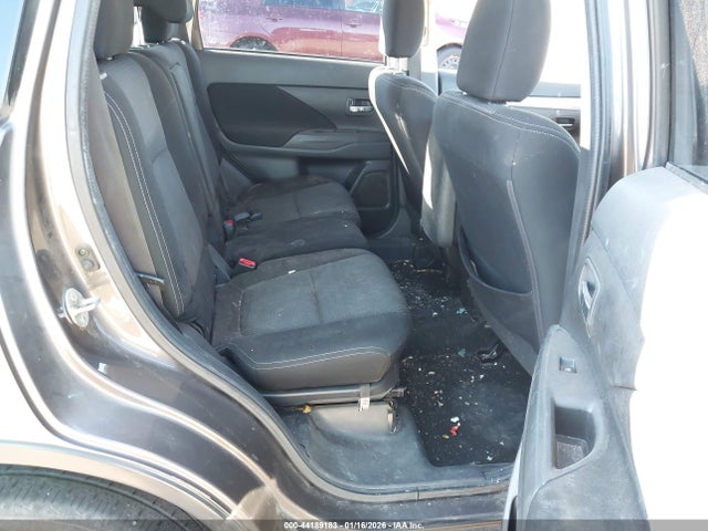 2017 MITSUBISHI OUTLANDER JA4AD2A39HZ018494 Photo 7