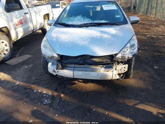 2013 TOYOTA PRIUS C JTDKDTB34D1536326 Photo 5