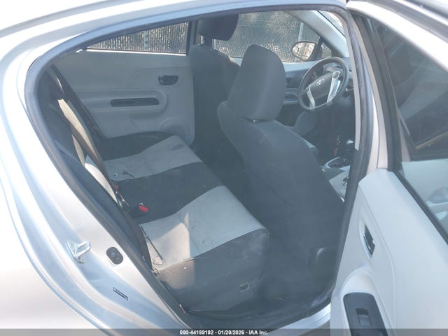 2013 TOYOTA PRIUS C JTDKDTB34D1536326 Photo 7