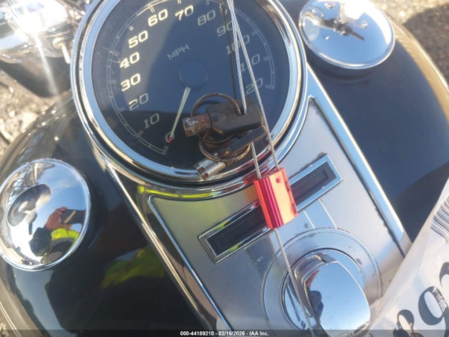 2016 HARLEY-DAVIDSON FLHR 1HD1FBM14GB630456 Photo 10