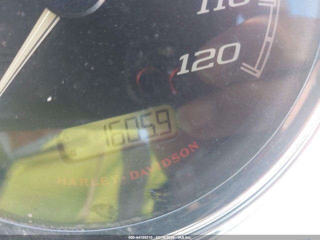 2016 HARLEY-DAVIDSON FLHR 1HD1FBM14GB630456 Photo 6
