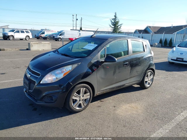 Chevrolet Spark Ls Cvt 2015 KL8CB6S92FC812745 Image 2