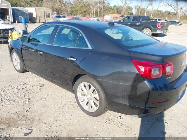 2014 CHEVROLET MALIBU 1G11H5SL9EF113184 Photo 2