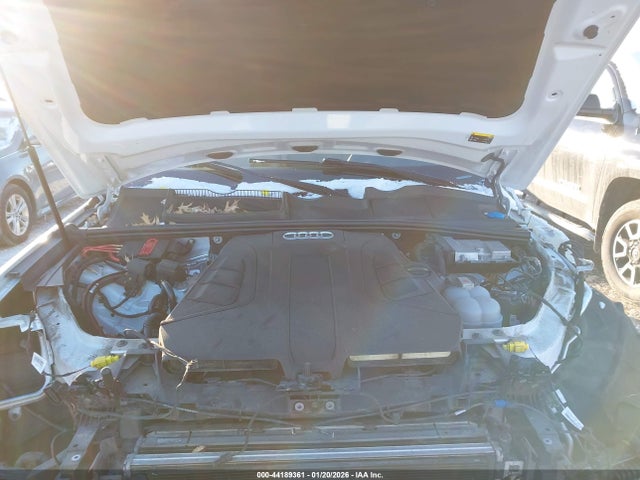 2019 AUDI Q7 WA1LAAF72KD012645 Photo 9