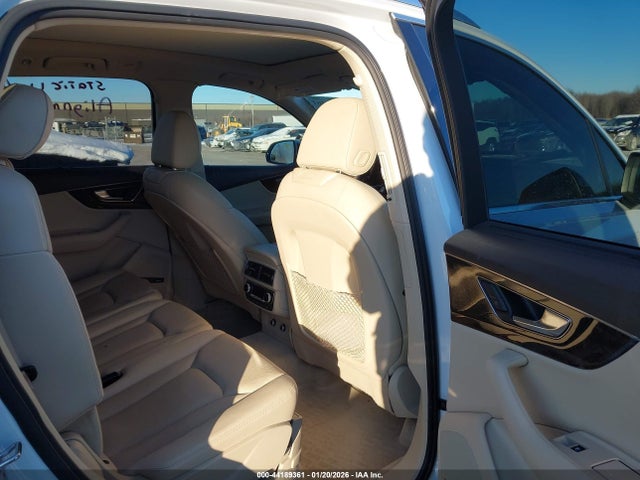 2019 AUDI Q7 WA1LAAF72KD012645 Photo 7
