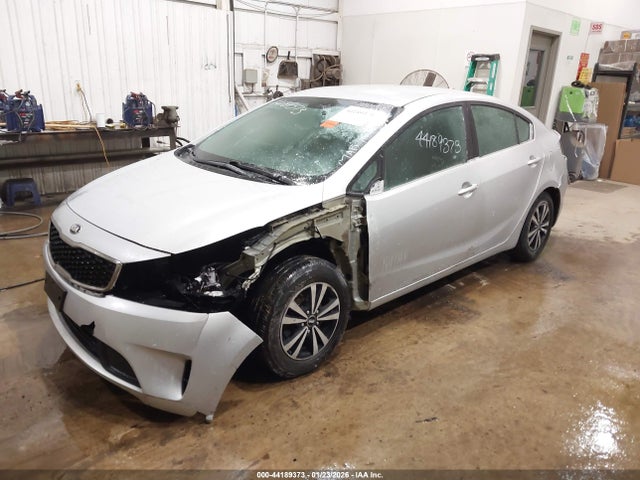 Продажа на аукционе авто 2017 Kia Forte Lx, vin: 3KPFK4A71HE060542, номер лота: 44189373